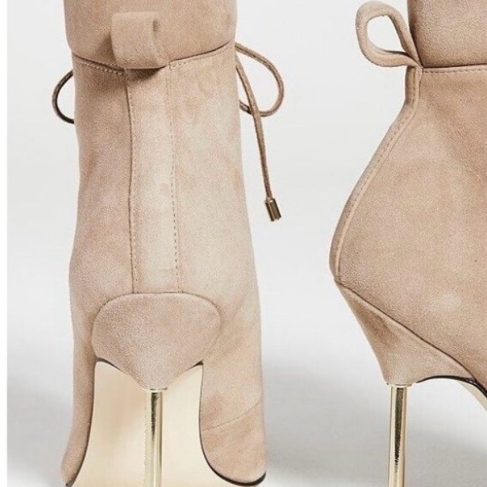 Good American Suede Lace-Up Stiletto Ankle Boots color Stone - Picture 7 of 16
